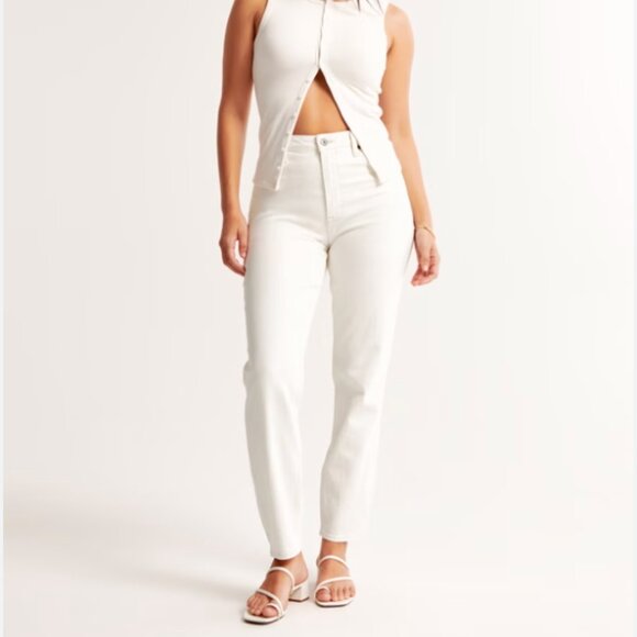 Abercrombie & Fitch Denim - Abercrombie & Fitch The Mom Curve Love High Rise Jean